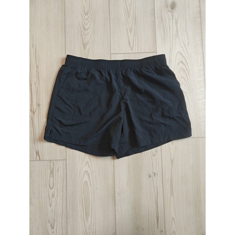 Columbia Women’s Shorts Sandy River Size Medium 5L Black  Hiking Casual Workout